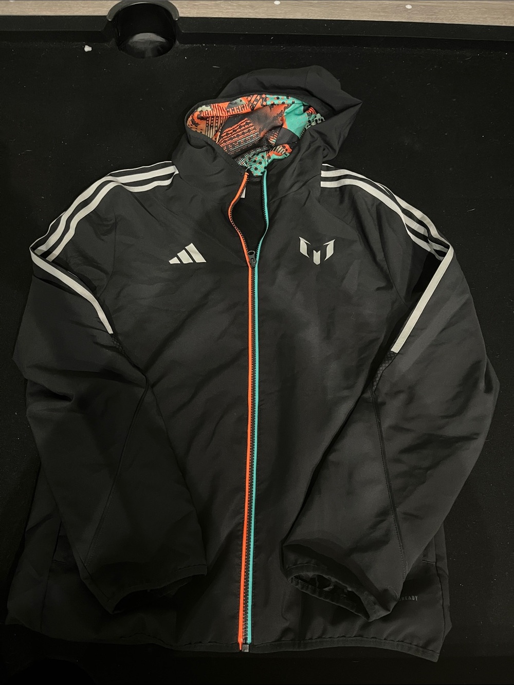 adidas windbreaker